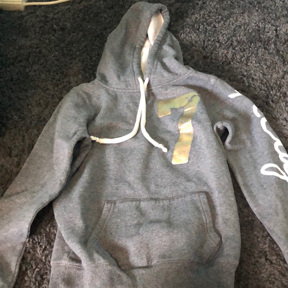 American eagle sweatshirt